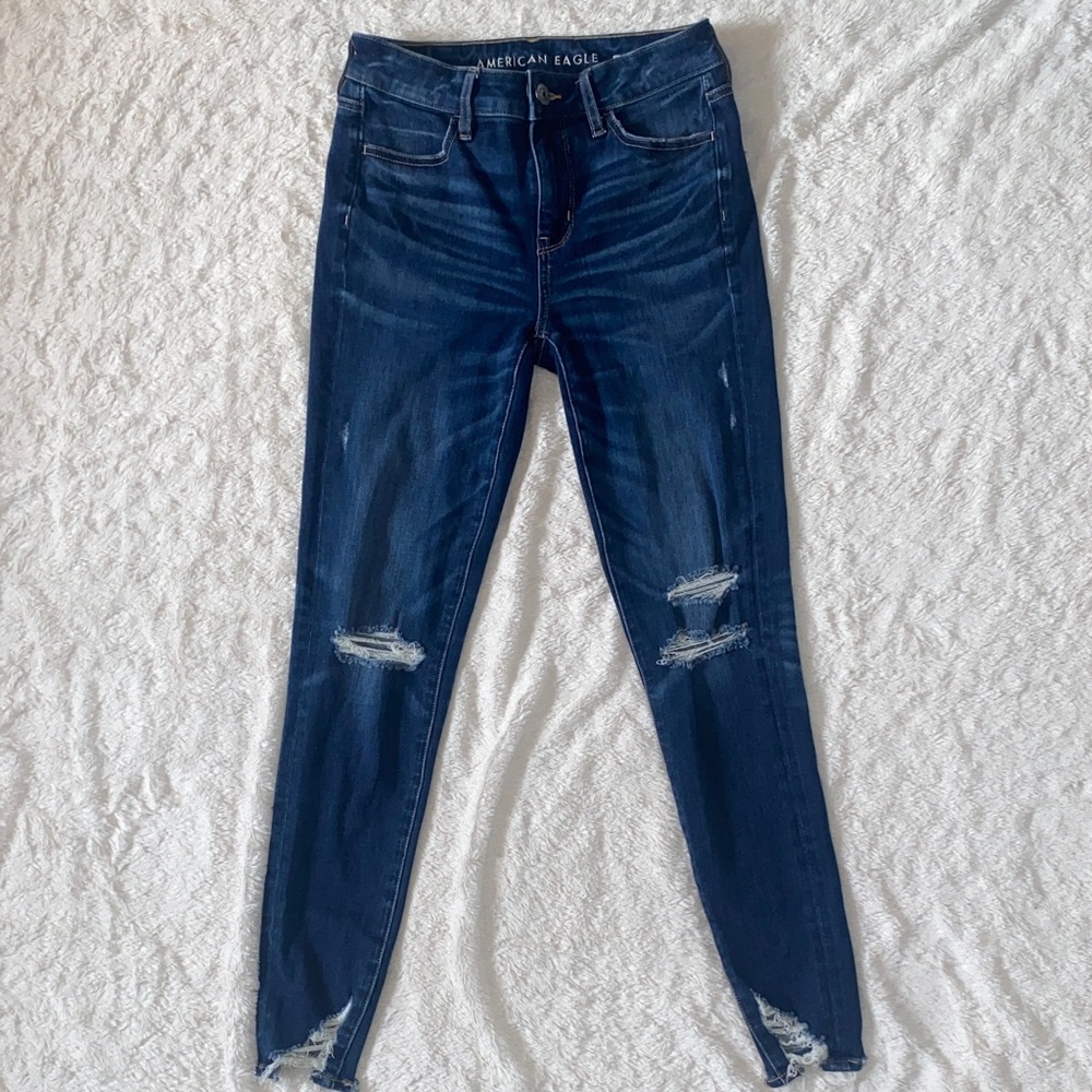 American Eagle Outfitters Women's Dark Blue Distressed Skinny Jeans